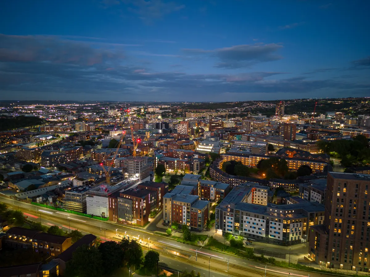 Sheffield: the city centre and the surrounding hills